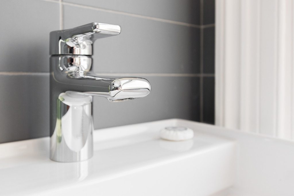 What to Do in a Plumbing Emergency (Before the Pros Arrive) What To Do In A Plumbing Emergency